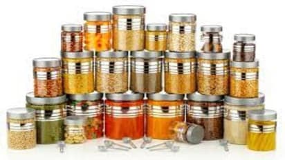 Vastu Tips: மறந்தும் மற்றவர்களுக்கு இந்த சமையல் பொருட்களை  கடனாக கொடுக்காதீங்க! தவறி கொடுத்தால்?