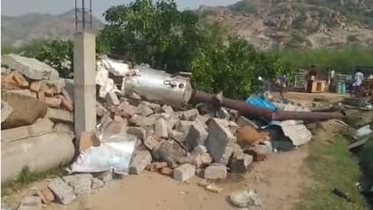 వందలమంది వైసిపి శ్రేణులు దాడిలో నా ఇళ్లే కూలింది..: వినుకొండలో ఓ బాధితుడి ఆవేదన (వీడియో)