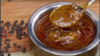 1 வாரம் ஆனாலும் கெட்டு போகாத மிளகு தொக்கு இப்படி செய்து பாருங்க! 1 தட்டு சாதம் அதிகமாக சாப்பிடுவாங்க!