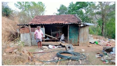 അട്ടപ്പാടി പുതൂരിൽ വീണ്ടും കാട്ടാന ആക്രമണം; വീടിന്റെ മേൽക്കൂര തകർത്തു