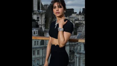 முன்னழகையும்... பின்னழகையும் மிடுக்காக காட்டும் கிக்கான அவுட் ஃபிட்டில்..! ரசிகர்களை மிரள வைத்த சமந்தா! போட்டோ