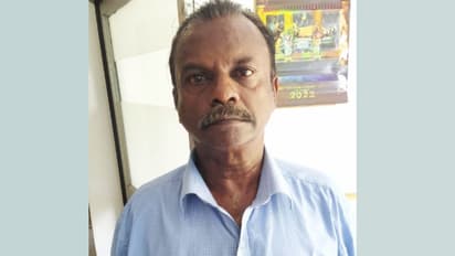 അച്ഛന്റെ കൂട്ടുകാരനെന്ന് പരിചയപ്പെടുത്തി 10 വയസുകാരിയെ വീട്ടിലെത്തിച്ച് പീഡിപ്പിച്ചു, അഞ്ച് വര്ഷം കഠിന തടവ്