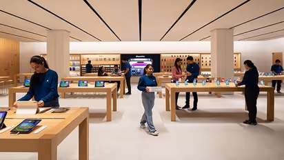 Apple Saket sold iPhones, AirPods, iPads & more worth Rs 2 crore in first 10 days: Report