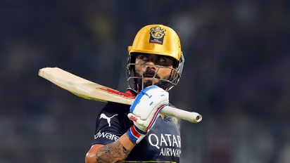 IPL 2023: ಪಂಜಾಬ್ ಎದುರಿನ ಪಂದ್ಯಕ್ಕೆ ಕಿಂಗ್ ಕೊಹ್ಲಿ ಕ್ಯಾಪ್ಟನ್..! ಟಾಸ್ ಗೆದ್ದ ಪಂಜಾಬ್ ಬೌಲಿಂಗ್ ಆಯ್ಕೆ