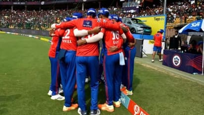 തോല്വികള് നാണംകെടുത്തുന്നതിനിടെ ഡല്ഹി ക്യാപിറ്റല്സിന് അടുത്ത തിരിച്ചടി; പേസര്ക്ക് പരിക്ക്