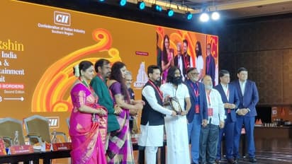 40 வயசுல யூத் ஐகான் விருது... சத்தியமா இத நான் எதிர்பார்க்கவே இல்லை - தனுஷ் ஓபன் டாக்