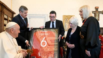 Pope Francis presented with signed Manchester United jersey; here's why
