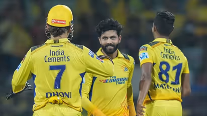 IPL 2023: ஜடேஜா அபார பவுலிங்.. சன்ரைசர்ஸை சொற்ப ரன்களுக்கு சுருட்டியது சிஎஸ்கே..! 