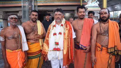 ಎಲ್ಲ ವಿಘ್ನ ನಿವಾರಣೆ ಮಾಡುವಂತೆ ವಿಘ್ನೇಶ್ವರನ ಬಳಿ ಬಂದಿದ್ದೇನೆ: ಡಿ.ಕೆ. ಶಿವಕುಮಾರ್ 