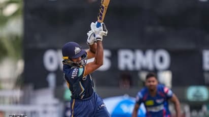 പൊരുതിയത് ഹാര്‍ദ്ദിക്കും സാഹയും മാത്രം; ഗുജറാത്തിനെതിരെ ലഖ്നൗവിന് 136 റണ്‍സ് വിജയലക്ഷ്യം