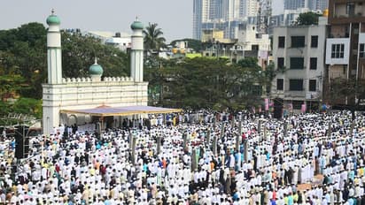 ಬೆಂಗಳೂರಿನಲ್ಲಿ ಶ್ರದ್ಧಾ ಭಕ್ತಿಯ ರಂಜಾನ್‌ ಆಚರಣೆ: ಈದ್ಗಾ ಮೈದಾನ, ಮಸೀದಿಗಳಲ್ಲಿ ಸಾಮೂಹಿಕ ಪ್ರಾರ್ಥನೆ
