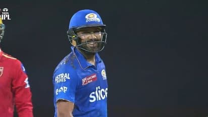 തോല്വിയിലും ചരിത്രനേട്ടവുമായി രോഹിത്, മറ്റൊരു ഇന്ത്യന് താരത്തിനുമില്ലാത്ത റെക്കോര്ഡുമായി സൂര്യകുമാര് യാദവ്