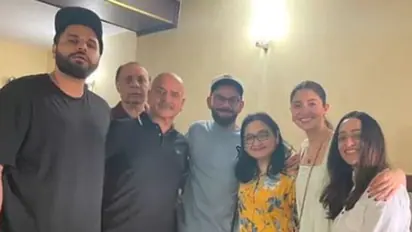 IPL 2023: Anushka Sharma, Virat Kohli spotted at Bengaluru popular restaurant 'CTR' on EID - See photos