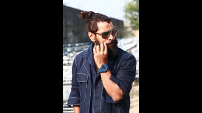 பயத்தில் பதறும் சீயான் விக்ரம்! சீண்டி கொண்டே இருந்ததால் பொங்கிய பா.ரஞ்சித்! படப்பிடிப்பில் வெடித்த பிரச்சனை!