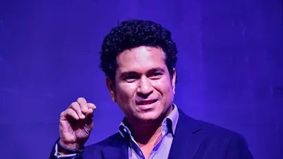  4.18 കോടി മുടക്കി ലംബോര്‍ഗിനിയുടെ ആഡംബര എസ്‌യുവി സ്വന്തമാക്കി സച്ചിന്‍ ടെന്‍ഡുല്‍ക്കര്‍