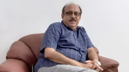 'പടം പൊട്ടിയാലും പ്രതിഫലം കൂട്ടുകയാണ്, സൂപ്പർ താരങ്ങളും തുക കുറയ്ക്കണം'; സുരേഷ് കുമാർ