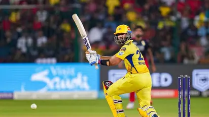 രഹാനെയെ 'അഴിഞ്ഞാടാന്' വിട്ടിരിക്കുകയാണ്; തകര്പ്പന് ഫോമിന്റെ കാരണം വ്യക്തമാക്കി ധോണി