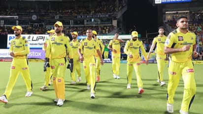 IPL 2023: தோனி நினைப்பதை அந்த பையன் செய்கிறான்.. அதனால் தோனி அவனை ரிமோட் கன்ட்ரோல் மாதிரி யூஸ் பண்றாரு..! 