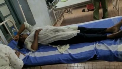 ഇ പോസ് മെഷീൻ തകരാ‌ർ: സാധനം നല്‍കാന്‍ കഴിഞ്ഞില്ല, റേഷന്‍ കടയുടമയുടെ ഭാര്യയ്ക്ക് മര്‍ദ്ദനം