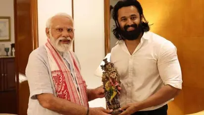 Malayalam actor Unni Mukundan meets Narendra Modi; expresses happiness after spending 45 minutes with PM