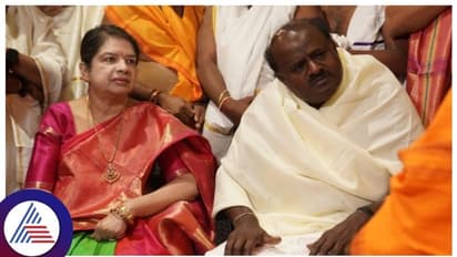 ಊಟದ ವಿಚಾರದಲ್ಲಿ ಹೆಚ್ಡಿಕೆ ಮಕ್ಕಳ ರೀತಿ ಹಠ ಮಾಡ್ತಾರೆ, ಬರೀ ಮೊಸರನ್ನ ತಿಂತಾರೆ: ಅನಿತಾ ಕುಮಾರಸ್ವಾಮಿ