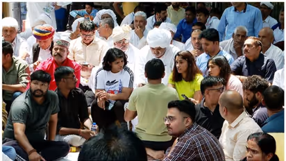 ബ്രിജ് ഭൂഷണെ അറസ്റ്റ് ചെയ്യണം; ഗുസ്തി താരങ്ങളുടെ സമരം നാലാം ദിവസത്തിലേക്ക്, പ്രതിഷേധം ശക്തമാകുന്നു