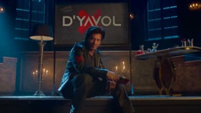 മകന്‍ ആര്യന്‍ ഖാന്‍റെ സംവിധാനത്തില്‍ ഷാരൂഖ് - വീഡിയോ ഇറങ്ങി