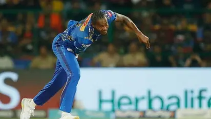 மும்பைக்கு வீணான ரூ.8 கோடி: ஜோஃப்ரா ஆர்ச்சர் விலகல்! 5 மேட்சுல 2 விக்கெட் தான்!