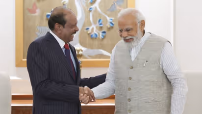 'അഹമ്മദാബാദിലും ശ്രീനഗറിലും ലുലു  മാൾ, പ്രവ‍ര്‍ത്തന പുരോഗതി ധരിപ്പിച്ചു', പ്രധാനമന്ത്രിയെ സന്ദർശിച്ച് യൂസഫലി 