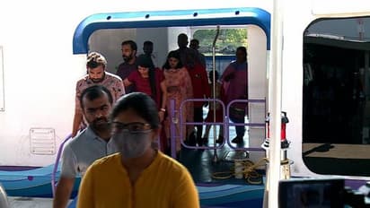 രണ്ടാം ദിനം മികച്ച പ്രതികരണവുമായി കൊച്ചി വാട്ടർമെട്രോ, സഞ്ചരിച്ചത് 7039 യാത്രക്കാർ