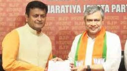 ജെഡിയുവിൽ നിന്ന് പുറത്താക്കിയ നേതാവ് അജയ് അലോക് ബിജെപിയിൽ