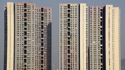 നാലംഗ കുടുംബത്തിന് ഇന്ത്യയിലെ മെട്രോ നഗരത്തിൽ ജീവിക്കുന്നതിന് ചെലവാകുന്ന തുക ഇത്ര- കണക്കെടുത്ത് ഐഐടിക്കാരൻ