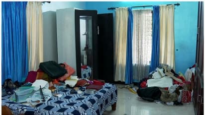 വീട്ടുകാർ സിനിമയ്ക്ക് പോയി; വീട് കുത്തിത്തുറന്ന് മോഷ്ടാക്കൾ അകത്തുകടന്നു, 27 പവൻ സ്വർണം കവർന്നു