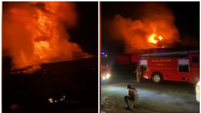 തൃശ്ശൂരിൽ ശവപ്പെട്ടികൾ സൂക്ഷിച്ച കടയിൽ തീപിടിത്തം , അപകടം പുലർച്ചെ, ഫയർഫോഴ്സെത്തി തീയണച്ചു