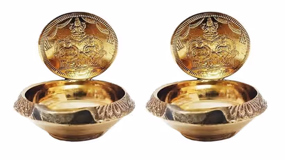 தரித்திரமும் ,வீண் செலவும் துரத்துதா? 4 காச சேக்க முடியலயா?அப்ப இந்த விளக்குல தீபம் ஏத்துங்க!எல்லாமே மாறிடும்