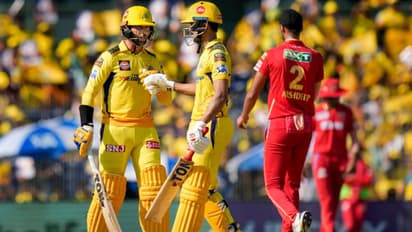 കോണ്വെ തുടങ്ങിവച്ചു, സ്കോര് 200ലെത്തിച്ച് ധോണി! പഞ്ചാബിനെതിരെ ചെന്നൈ സൂപ്പര് കിംഗ്സിന് കൂറ്റന് സ്കോര്