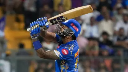 IPL 2023: சூர்யகுமார் யாதவ் காட்டடி சதம்.. மெகா ஸ்கோரை அடித்து GT-க்கு கடின இலக்கை நிர்ணயித்தது மும்பை அணி