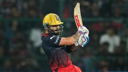 ലഖ്നൗവില് കനത്ത മഴ; കോലി-രാഹുല് സൂപ്പര് പോര് മഴ ഭീഷണിയില്