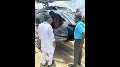 Breaking: ஹெலிகாப்டர் மீது மோதிய கழுகு; அதிர்ஷ்டவசமாக உயிர் தப்பிய காங்கிரஸ் தலைவர் டி கே சிவகுமார்!!