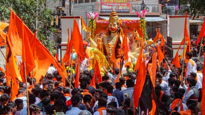 বজরং দল নিয়ে 'লঙ্কাকাণ্ড' কর্ণাটকের রাজনীতিতে, নির্বাচনী পরিবেশ নিয়ন্ত্রণে আসরে কমিশ