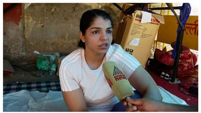 'പരാതി അട്ടിമറിക്കാൻ ശ്രമം, സുപ്രീം കോടതിയെ വീണ്ടും സമീപിക്കും': സാക്ഷി മാലിക്