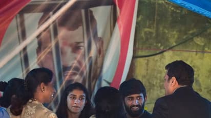 రెజ్లర్లతో పీటీ ఉష భేటీ.. ‘క్రమశిక్షణా రాహిత్యం’ వ్యాఖ్యలు చేసిన ఆరు రోజుల తరువాత పరిణామం..