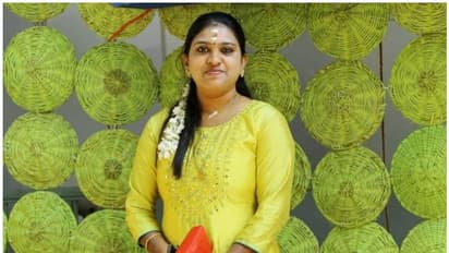 വിവാഹം വാഗ്ദാനം നൽകി പണം തട്ടി; 'അശ്വതി അച്ചു' അറസ്റ്റിൽ, ഹണി ട്രാപ്പ് ഉൾപ്പടെ നിരവധി കേസിലെ പ്രതി