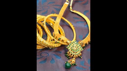 బంగారం కొనాలనుకునేవారికి అలర్ట్.. ప్రస్తుతం 22 క్యారెట్ల ధర, కేజీ వెండి ఎంతో తెలుసుకోండి..