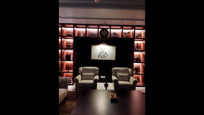 ಆಮ್‌ ಆದ್ಮಿ ಸಿಎಂ ಅರವಿಂದ್‌ ಕೇಜ್ರಿವಾಲ್‌ ಅವರ ಐಷಾರಾಮಿ ಪ್ಯಾಲೆಸ್‌ನ Exclusive ಚಿತ್ರಗಳು!