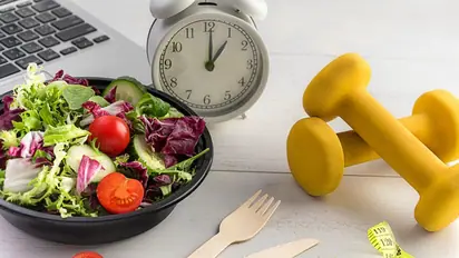 International No Diet Day: Is intermittent fasting good or bad? Know the TRUTH
