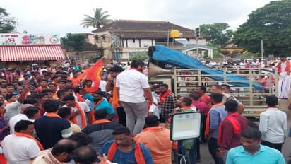 ಪ್ರಣಾಳಿಕೆಯಲ್ಲಿ ಬಜರಂಗದಳ ನಿಷೇಧ: ಚಿಕ್ಕಮಗಳೂರಲ್ಲಿ ಕಾಂಗ್ರೆಸ್ ವಿರುದ್ಧ ಬೃಹತ್ ಪ್ರತಿಭಟನೆ