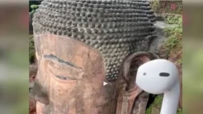 പണം, കാമുകി, കാറ്... ബുദ്ധപ്രതിമയ്ക്ക് മുൻപിൽ ആഗ്രഹങ്ങളുടെ ലിസ്റ്റ് നിരത്തി ചൈനക്കാരൻ