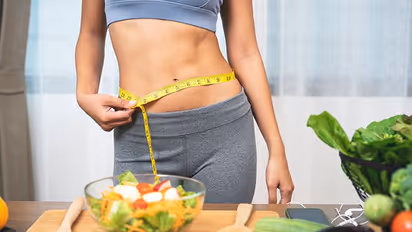 Want to lose weight without dieting? Here are 7 easy and fast ways to be fit