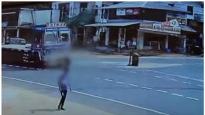 റോഡ് മുറിച്ചു കടക്കുന്നതിനിടെ പത്തുവയസ്സുകാരന് ലോറി ഇടിച്ച് പരിക്ക്; ആശുപത്രിയിൽ 